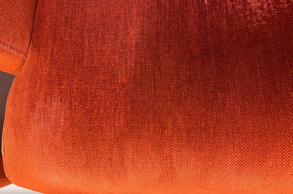 Conform Relieve lenestol – Oransje tekstil | Ergonomisk luksus | MøbelGlede