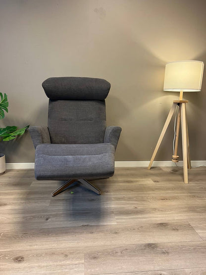 Conform Relieve Recliner/ lenestol i mørk grått tekstil