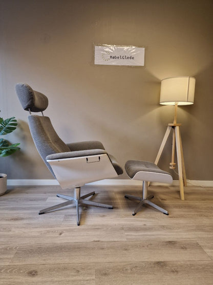 PENT BRUKT | Conform Timeout lenestol med krakk i Grå