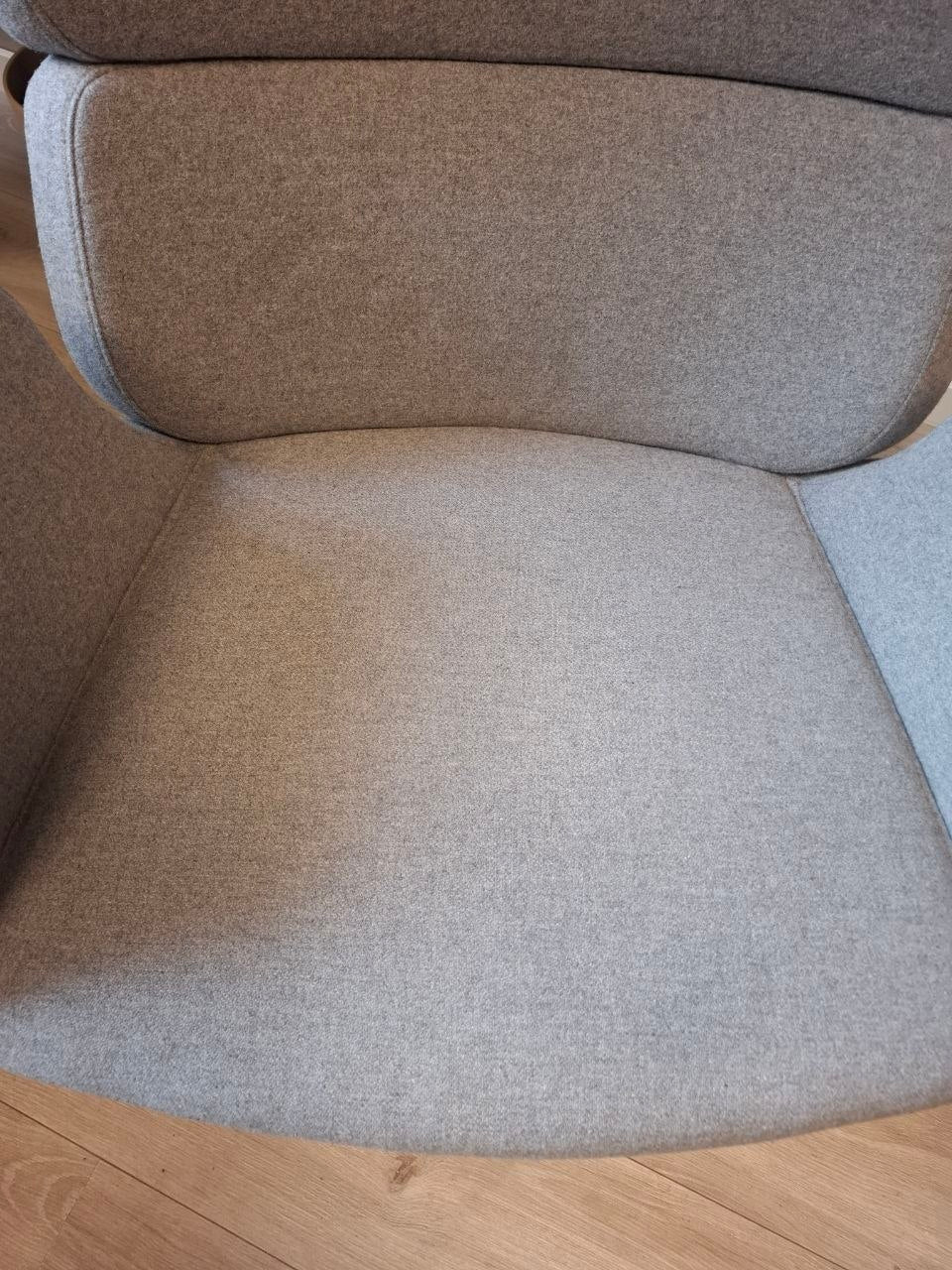 Conform Turtle lenestol m/krakk i grå tekstil