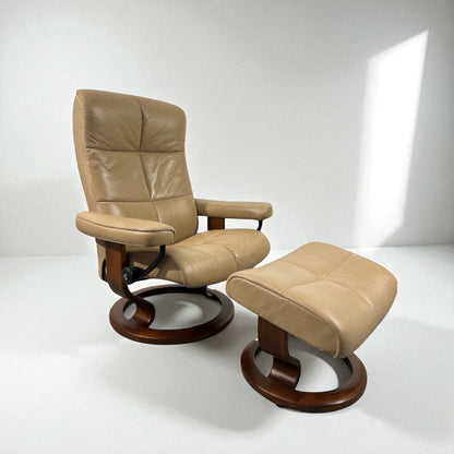 Stressless David lenestol m/skammel – Ergonomisk luksus | MøbelGlede