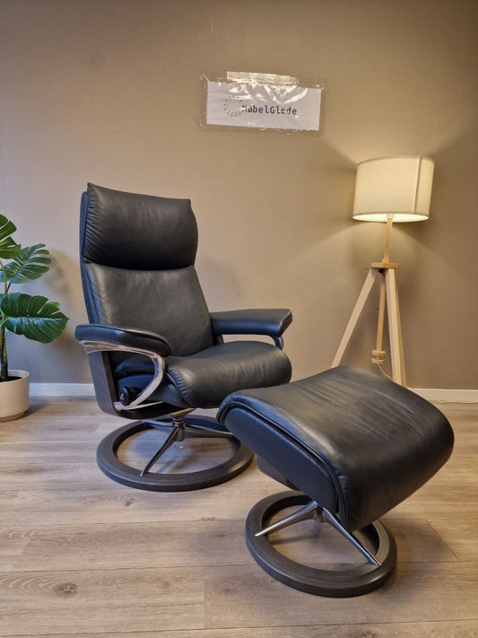 PENT BRUKT | Ekornes Stressless Aura lenestol med krakk i grå