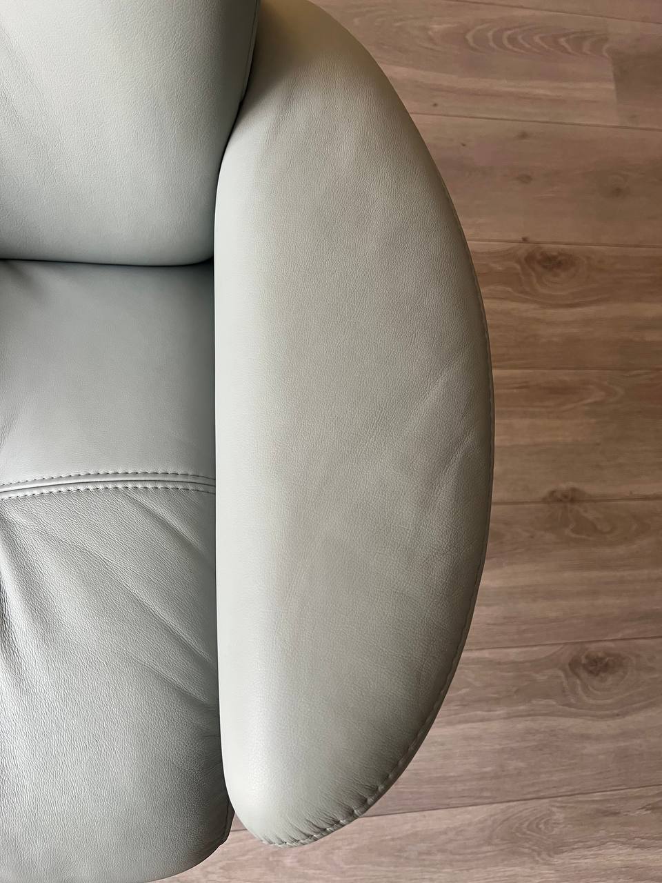 Ekornes Stressless Berlin Lav lenestol i lys grønn