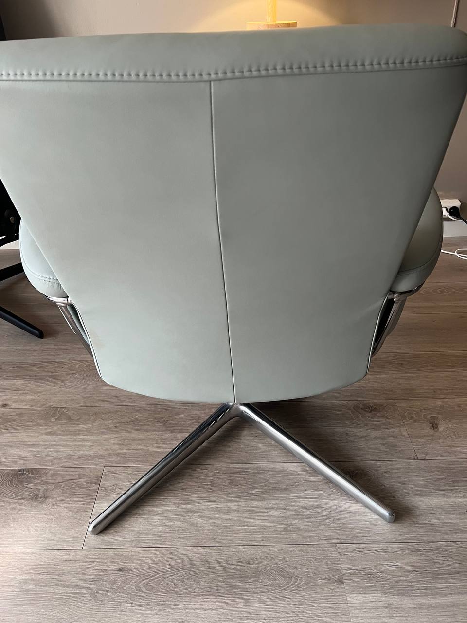 Ekornes Stressless Berlin Lav lenestol i lys grønn