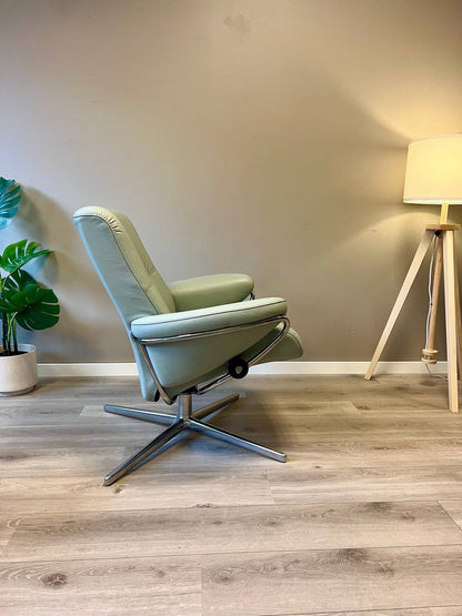 Ekornes Stressless Berlin Lav lenestol i lys grønn