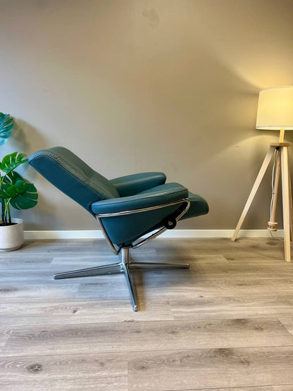 Ekornes Stressless Berlin Lav lenestol i petrol