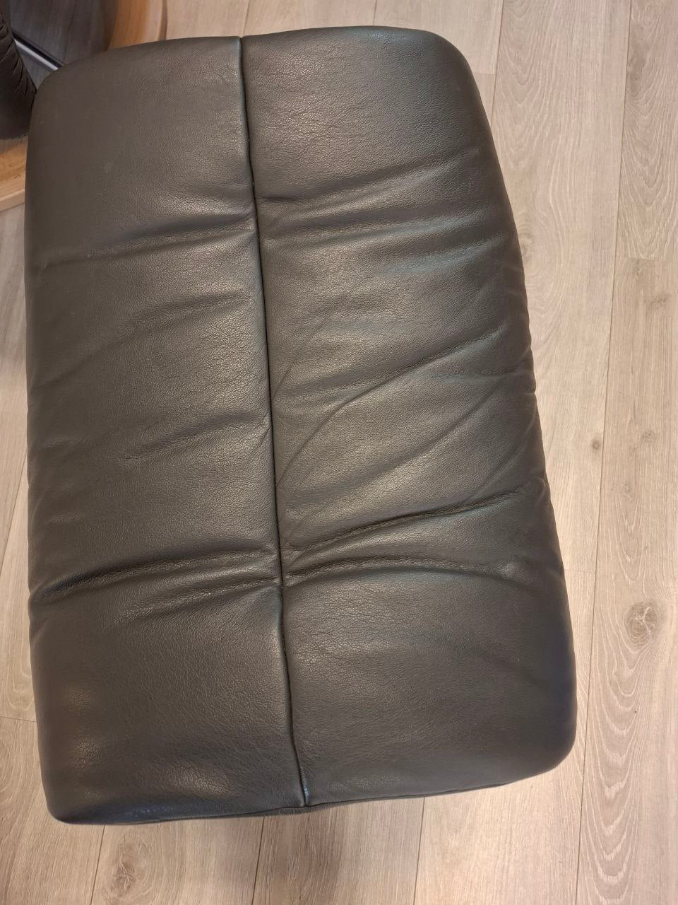 Stressless Capri (M) lenestol m/krakk i grå