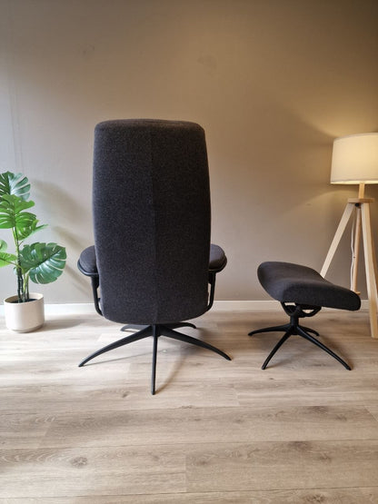 Brukt Ekornes Stressless City Star lenestol m/krakk i grå - bakvisning