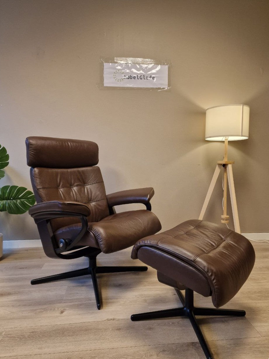 Brukt Stressless Erik lenestol m/krakk i brun - frontvisning