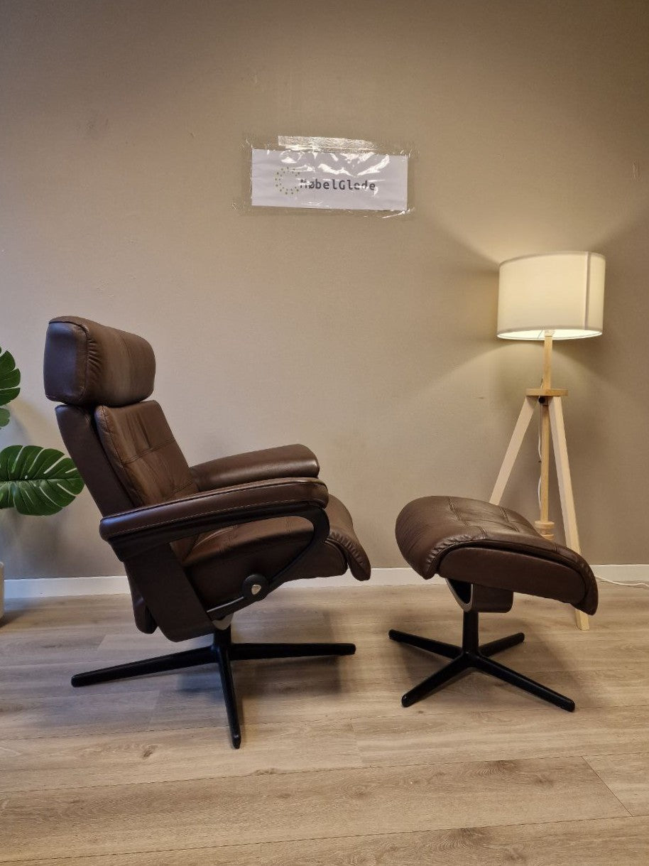Brukt Stressless Erik lenestol m/krakk i brun - skravisning