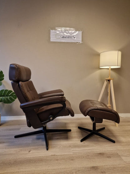 Brukt Stressless Erik lenestol m/krakk i brun - skravisning