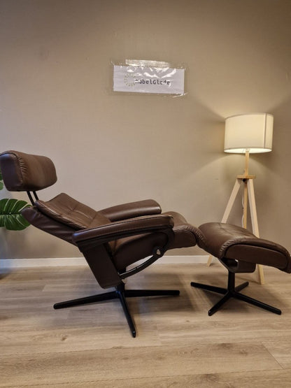 Brukt Stressless Erik lenestol m/krakk i brun - detaljbilde understell