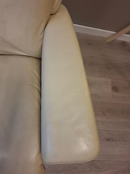 PENT BRUKT | Ekornes Stressless Magic (M) lenestol med krakk i beige