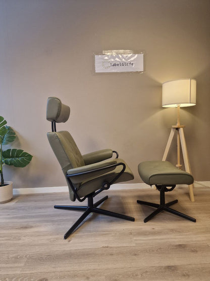 PENT BRUKT | Ekornes Stressless Metro lenestol med krakk i grøn