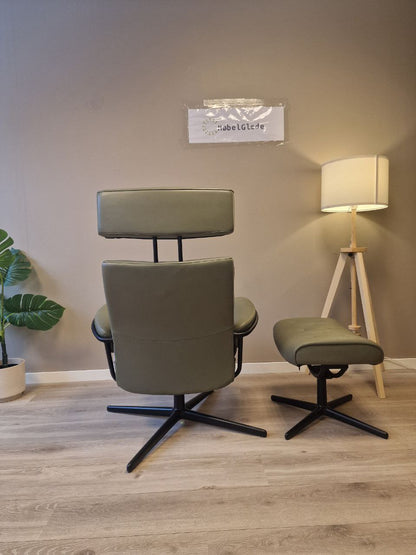 PENT BRUKT | Ekornes Stressless Metro lenestol med krakk i grøn