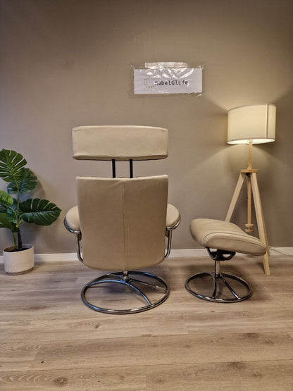 Brukt Stressless Paris lenestol m/krakk i lys beige - med krakk