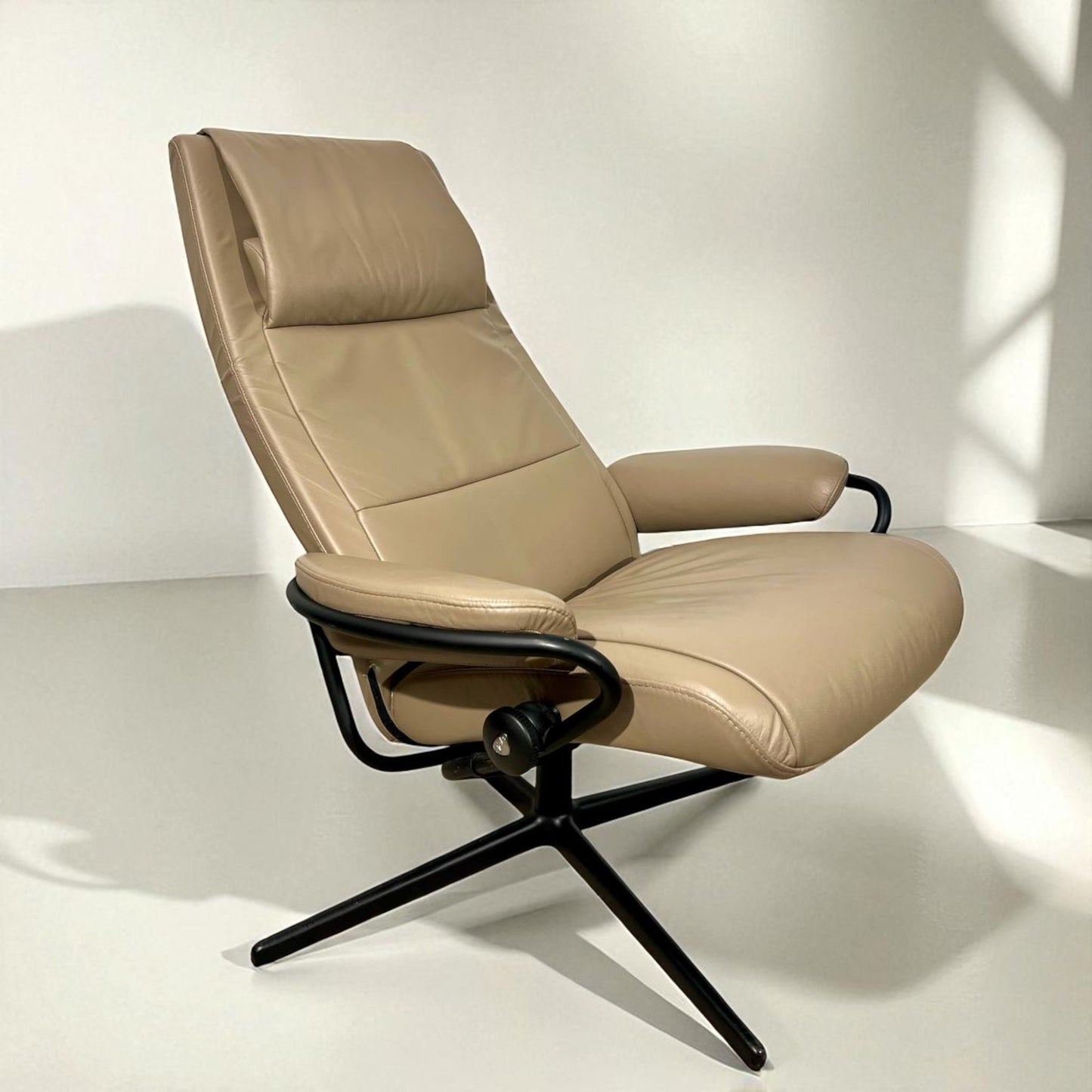 Stressless Paris Lenestol m/krakk – Spar 17 000 kr | MøbelGlede