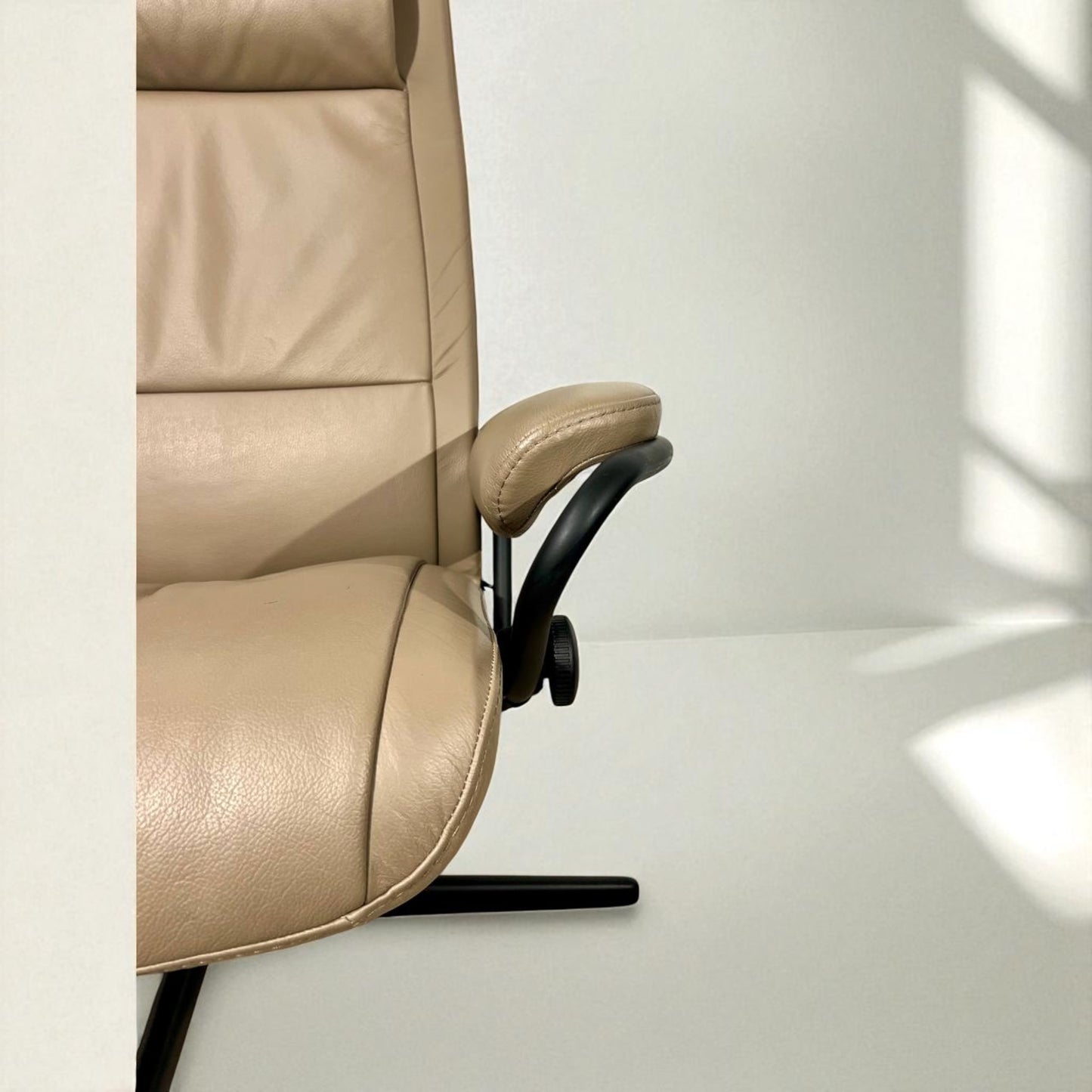 Stressless Paris Lenestol m/krakk – Spar 17 000 kr | MøbelGlede