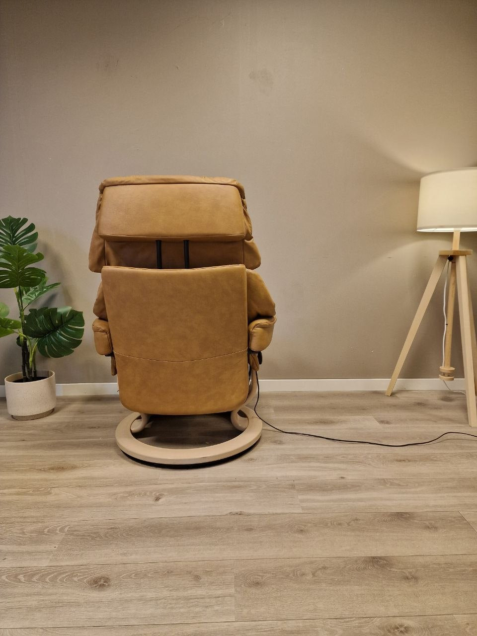 Stressless Reno Power Leg&Back lenestol (M) i cognac