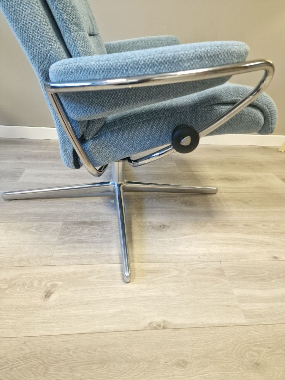 Stressless Tokyo lav lenestol i blå