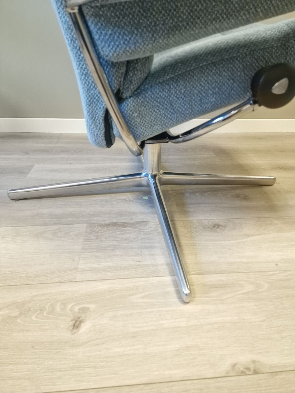 Stressless Tokyo lav lenestol i blå