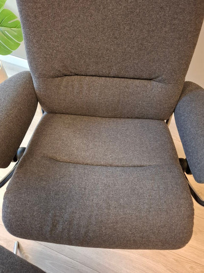 Stressless Tokyo lav lenestol m/krakk i grå