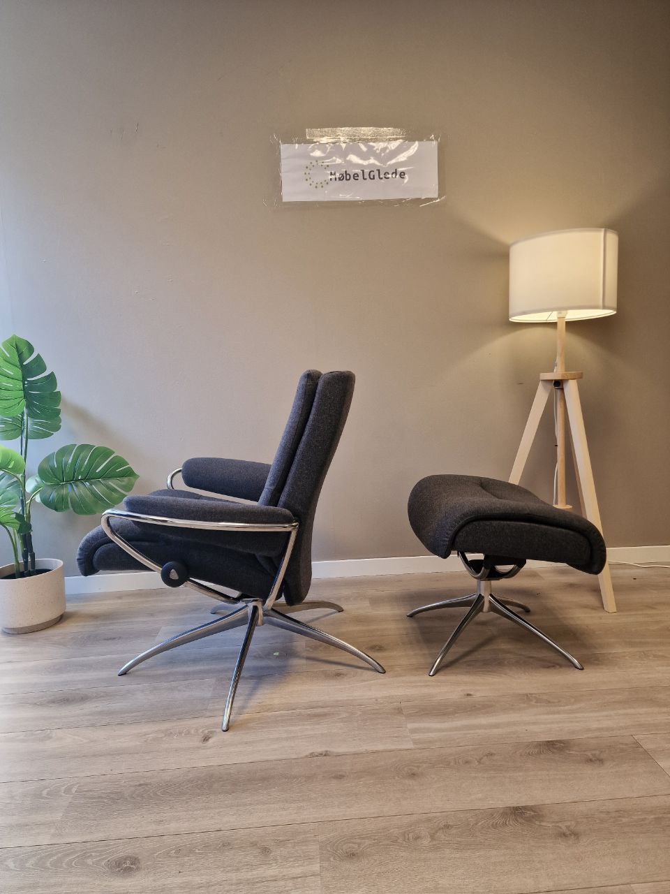 Stressless Tokyo lav lenestol m/krakk i grå