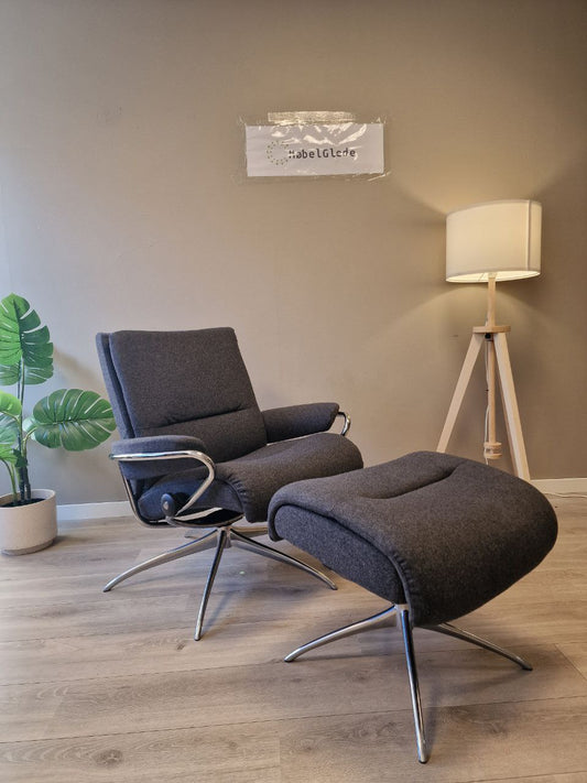 Stressless Tokyo lav lenestol m/krakk i grå