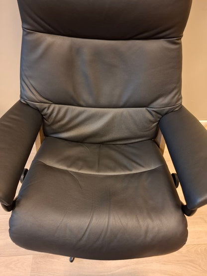 Stressless View lenestol m/krakk i svart