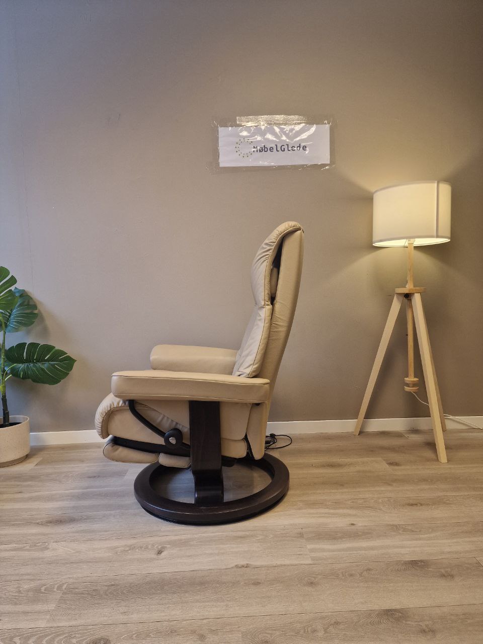 PENT BRUKT | Ekornes Stressless View Power lenestol (M) i beige