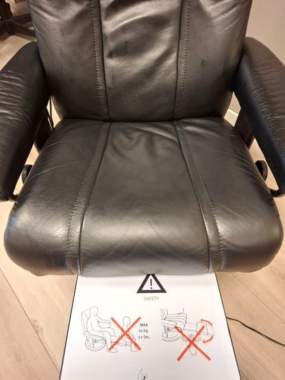Stressless Wing Power lenestol (M) i svart