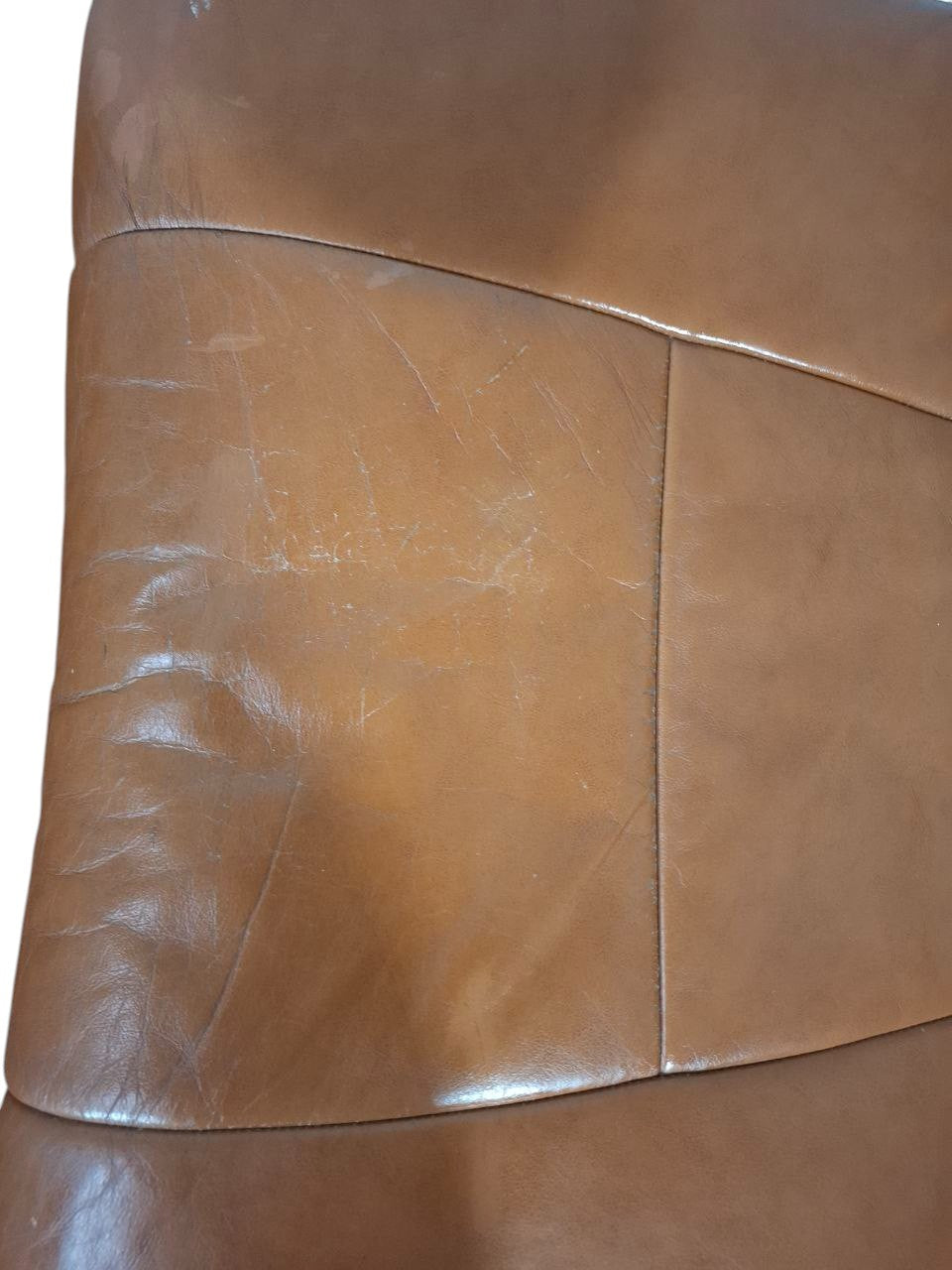 Hjellegjerde Lenestol med Fotskammel – Cognac Skinn | Komfort & Design