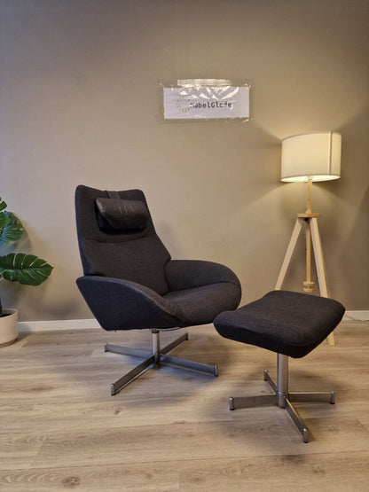 PENT BRUKT | Kebe Lotus lenestol med krakk i grå