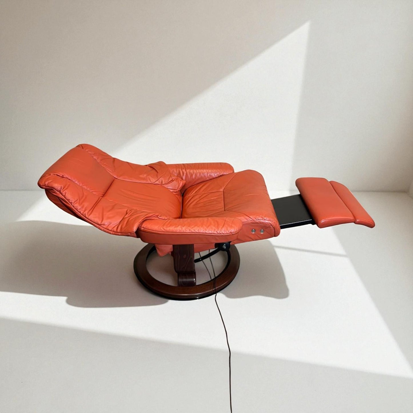 Stressless® Live (M) Power elektrisk lenestol innbygd fothviler Ekornes