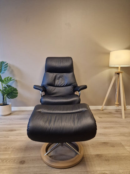 Stressless View signatur lenestol m/krakk i svart