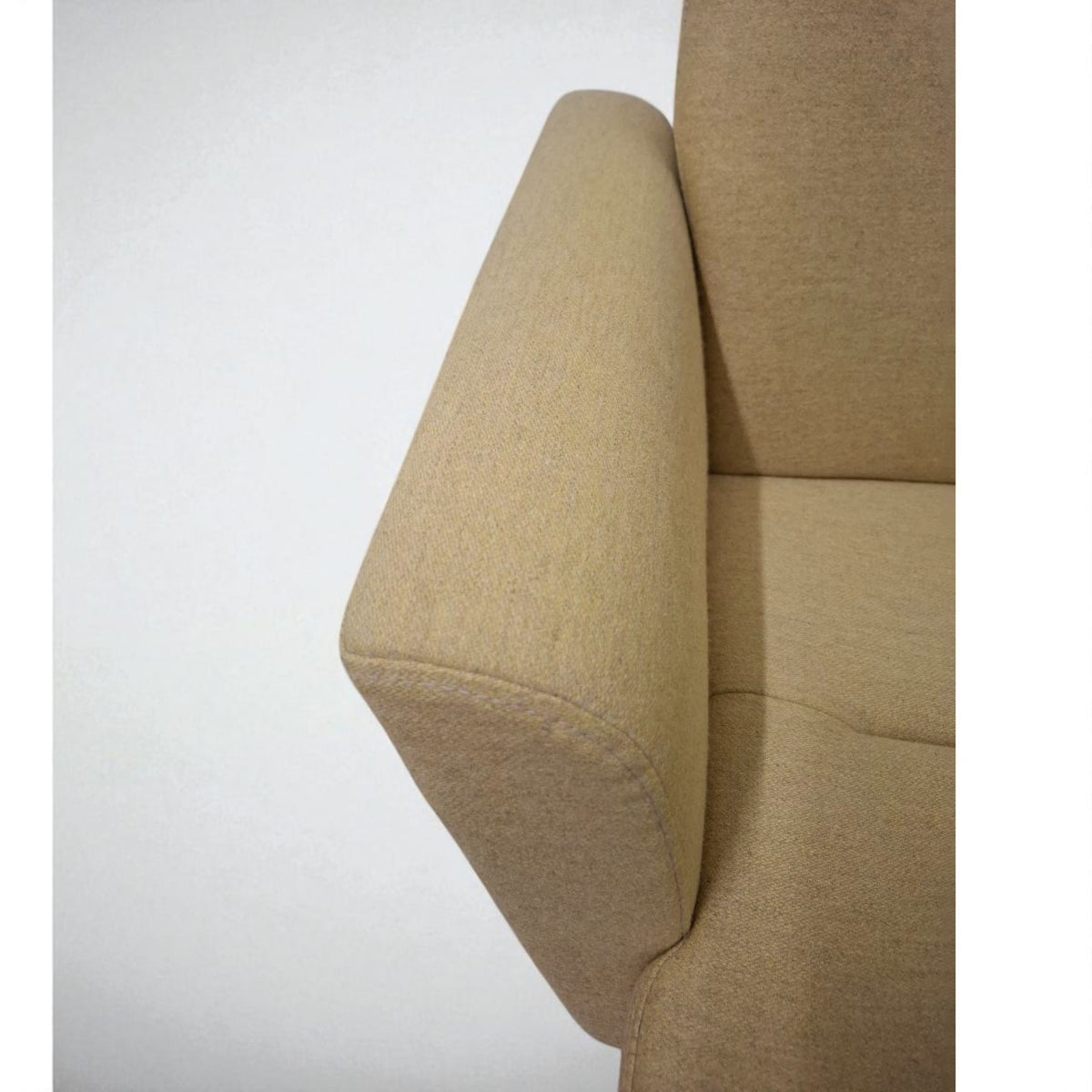 Eksklusiv Conform Relieve Recliner med innbygd fothviler