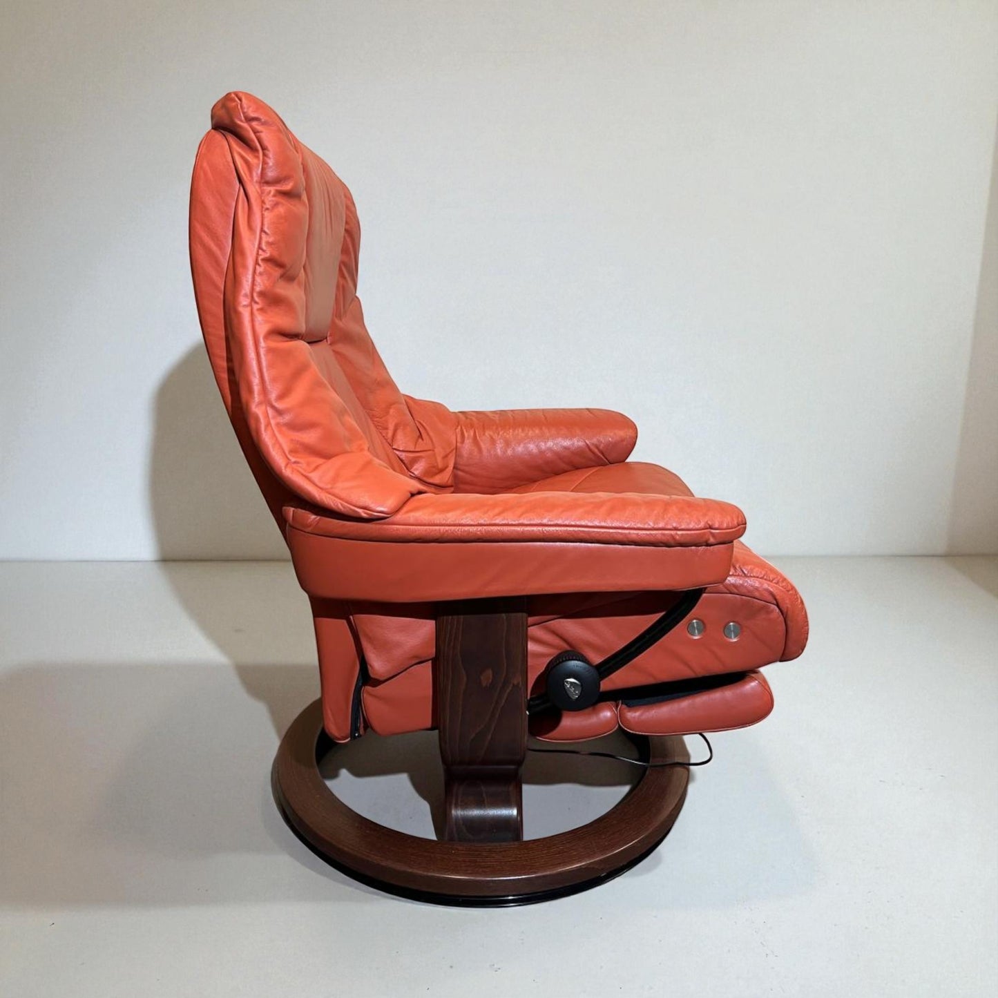 Stressless® Live (M) Power elektrisk lenestol innbygd fothviler Ekornes