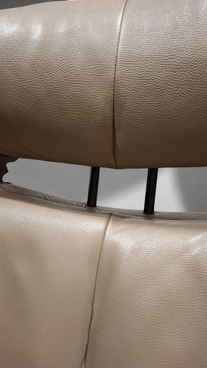 Stressless Magic M lenestol med krakk – Beige skinn | MøbelGlede