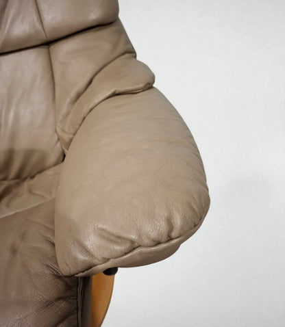 Stressless Reno (L) Lenestol med puff – Beige Skinn | Pent Brukt