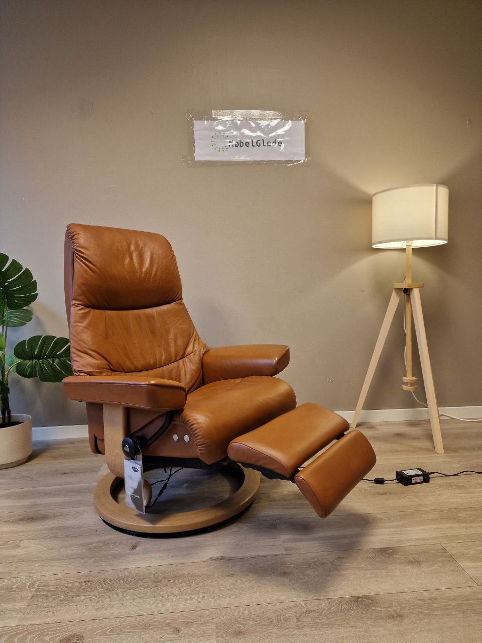 Brukt Stressless View Power lenestol (M) i cognac - frontvisning