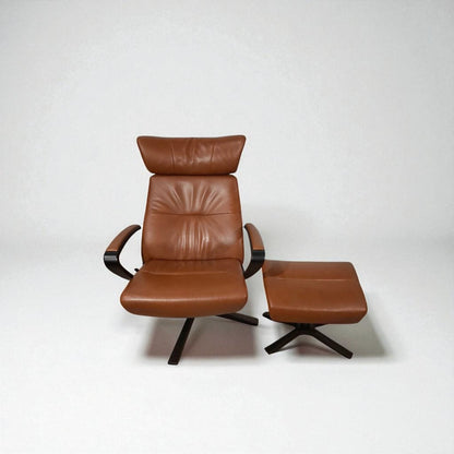 Conform Style Lenestol med Krakk i Western Cognac – Komfort & Luksus