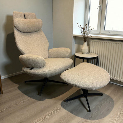 Brunstad SPLIT hvilestol Offwhite Teddy med krakk – Sjelden mulighet | MøbelGlede