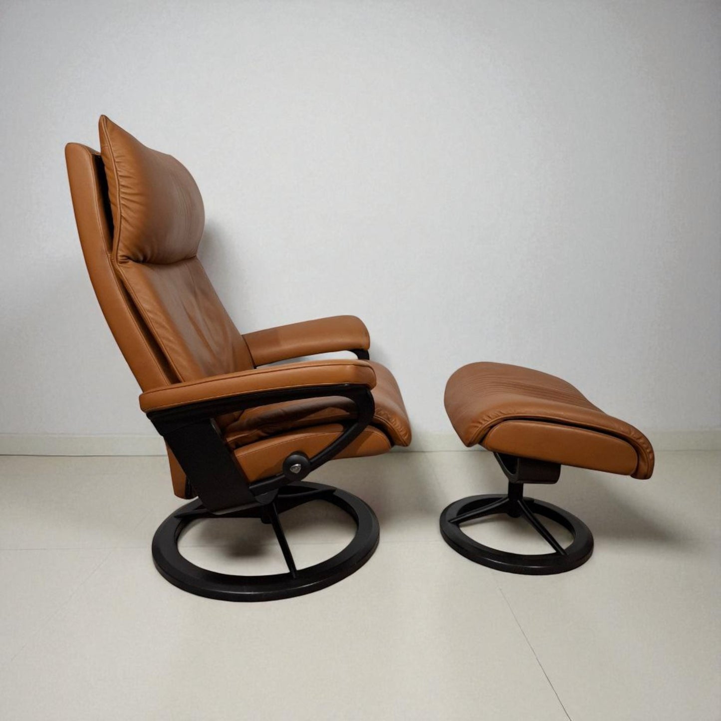 Stressless® Aura (M) lenestol m/krakk Ekornes