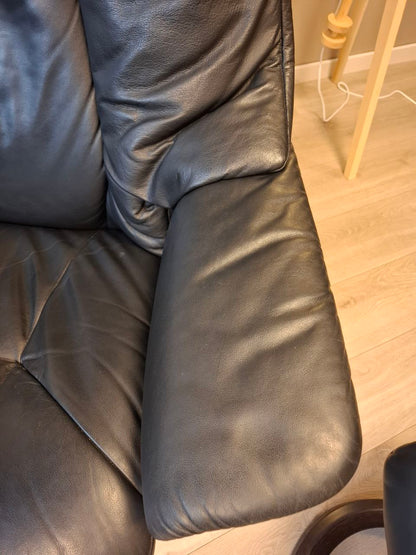 Brukt Stressless Live (L) lenestol m/krakk i svart - helvisning