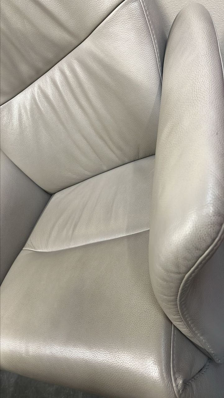 Conform Master Recliner / lenestol i mørk grå