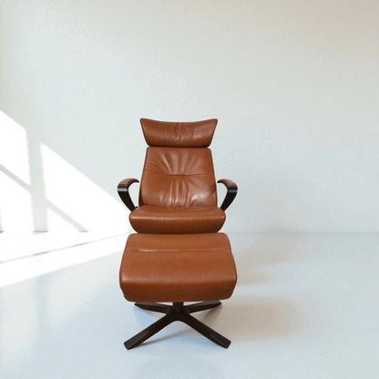 Conform Style Lenestol med Krakk i Western Cognac – Komfort & Luksus