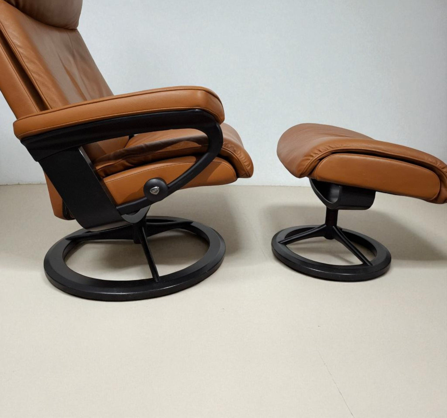 Stressless® Aura (M) lenestol m/krakk Ekornes