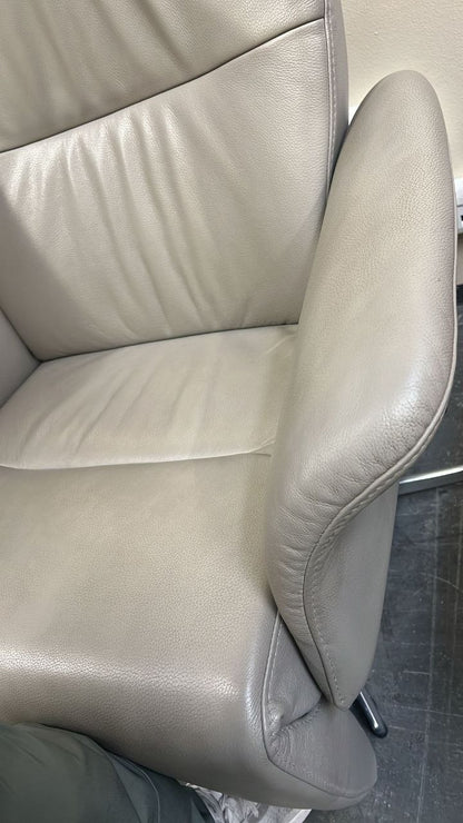 Conform Master Recliner / lenestol i mørk grå