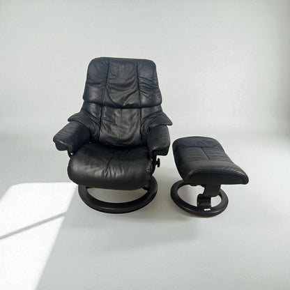 Stressless Reno i sort skinn – Kvalitet & Komfort fra Ekornes | MøbelGlede