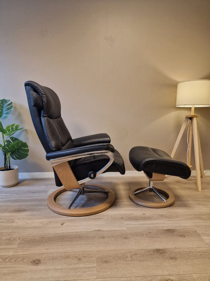 Stressless View signatur lenestol m/krakk i svart